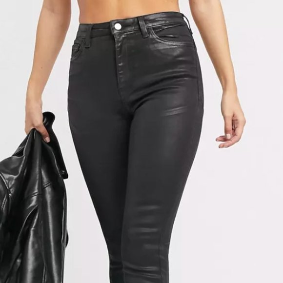 ASOS DESIGN high rise 'lift and contour' skinny jeans in coated black - Picture 2 of 11